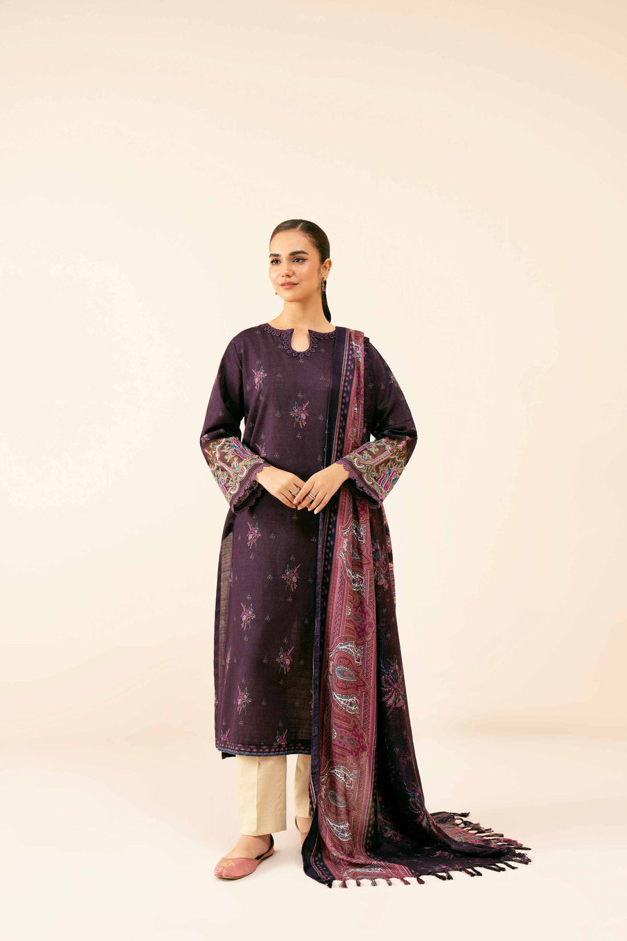 Nishat Winter Drop-2 Embroidered Khaddar Unstitched 2Pc Suit - 42404406