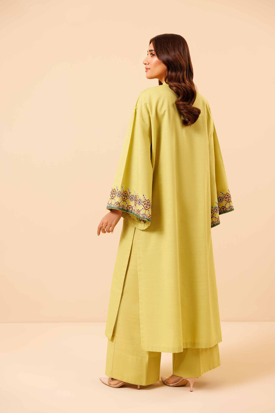 Nishat Winter Drop-2 Embroidered Khaddar Unstitched 2Pc Suit - 42404545