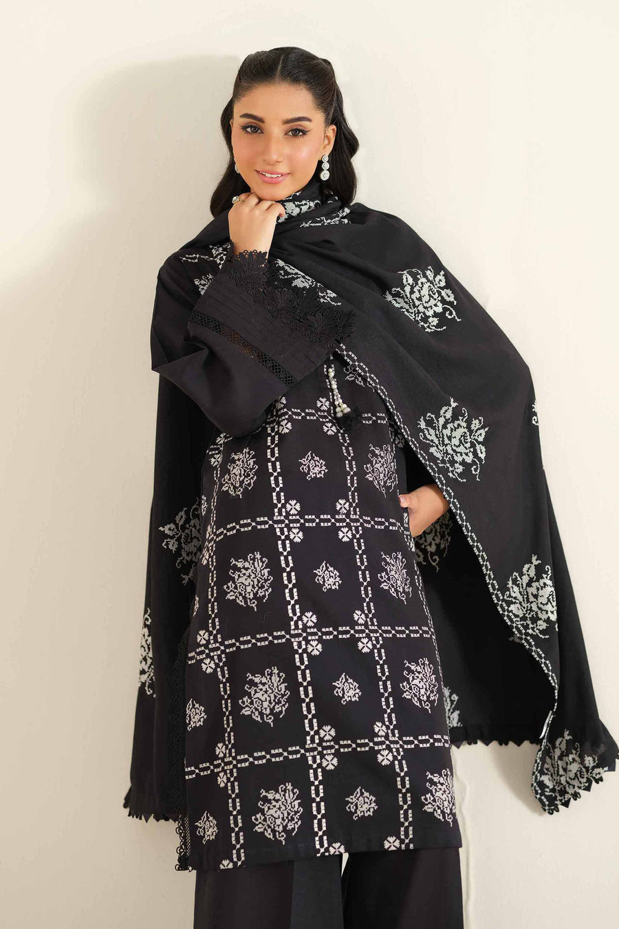 Nishat Winter Drop-2 Embroidered Khaddar Unstitched 3Pc Suit - 42404571
