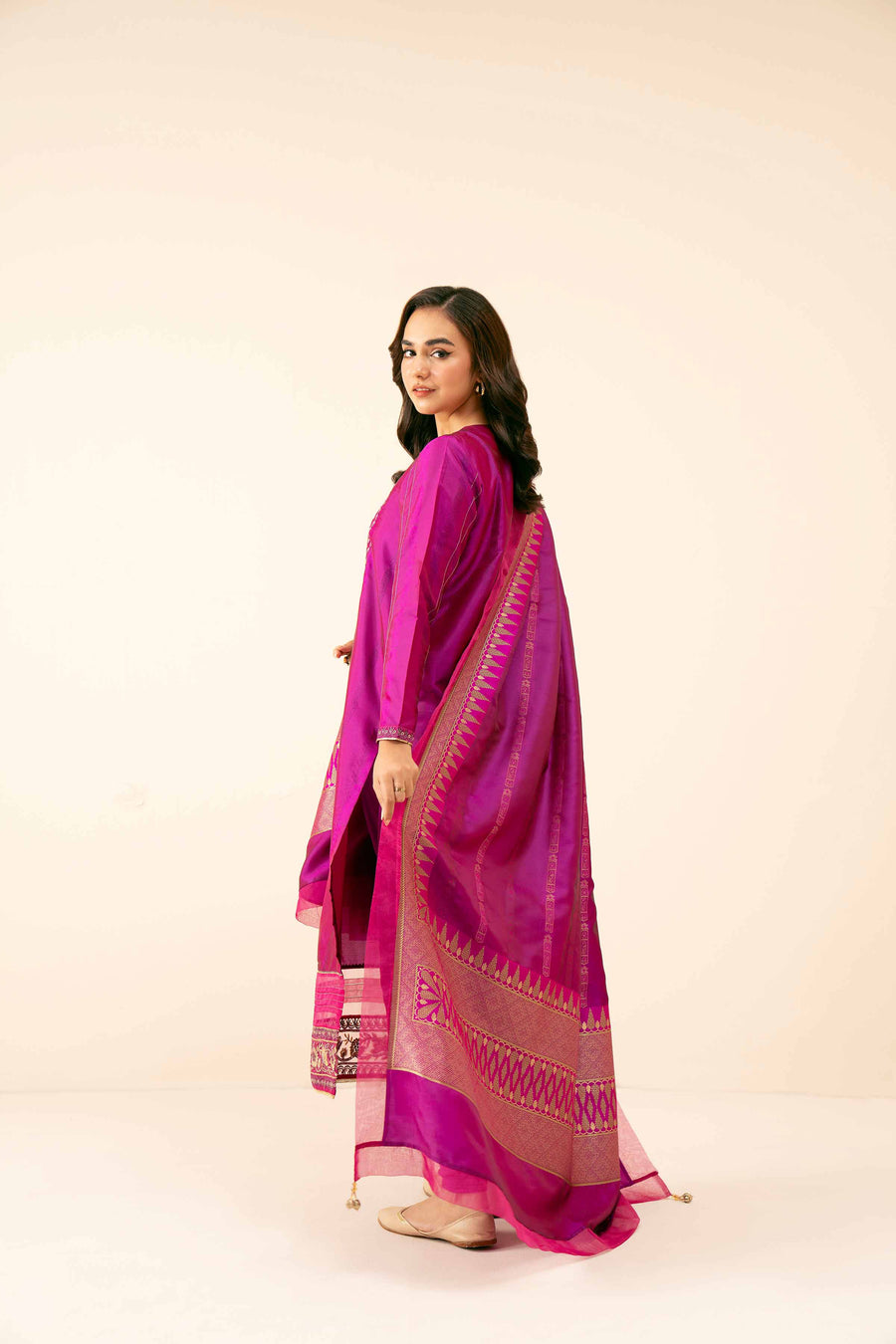 Nishat Winter Drop-2 Embroidered Jacquard Unstitched 3Pc Suit - 42404645