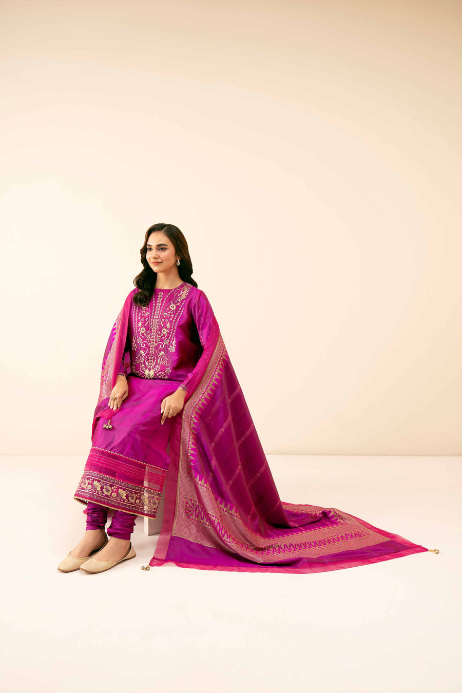Nishat Winter Drop-2 Embroidered Jacquard Unstitched 3Pc Suit - 42404645