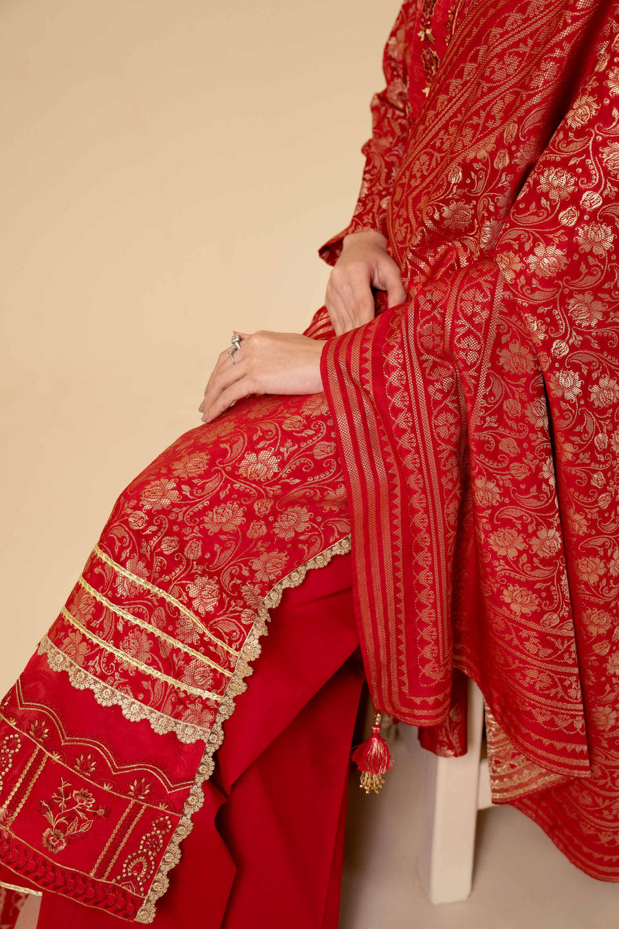 Nishat Winter Drop-2 Embroidered Jacquard Unstitched 3Pc Suit - 42404738
