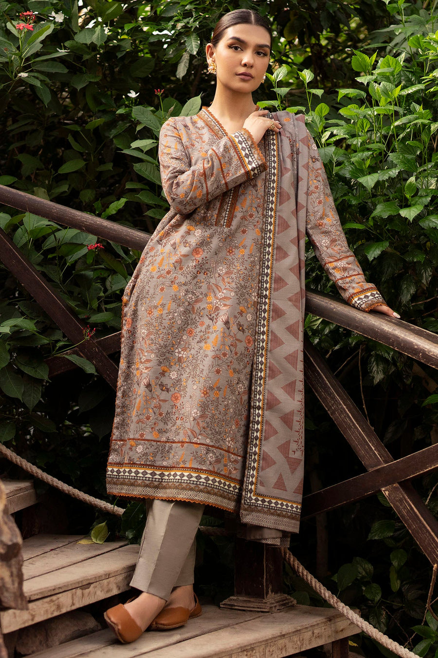 Rang by Motifz Digital Printed Khaddar Unstitched 3Pc Suit 4365-ROSALIE
