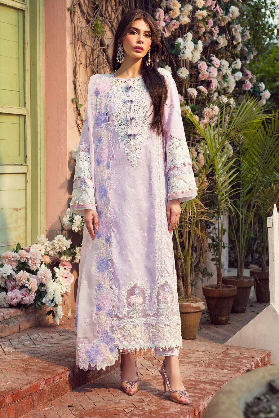 Motifz Premium Embroidered Lawn Unstitched 3Pc Suit 4421-RANIA