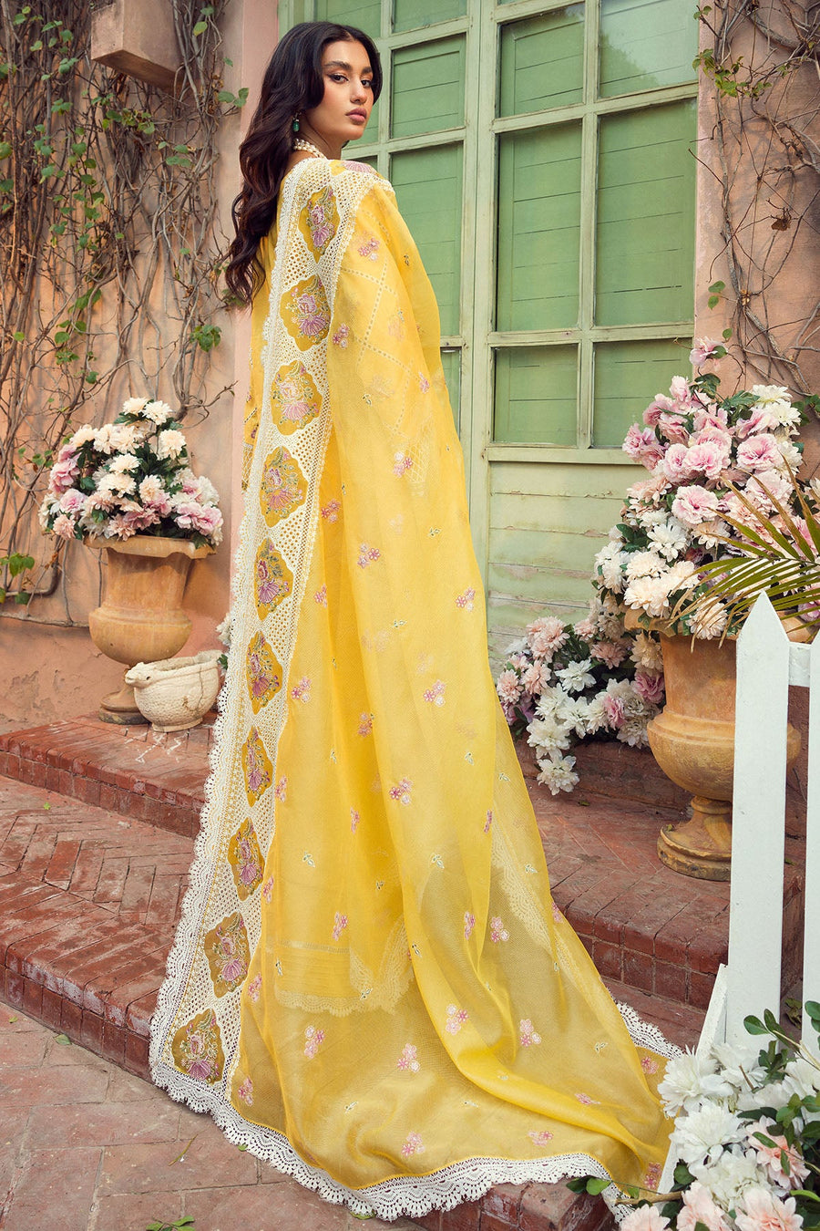 Motifz Premium Embroidered Lawn Unstitched 3Pc Suit 4423-ZEMAL