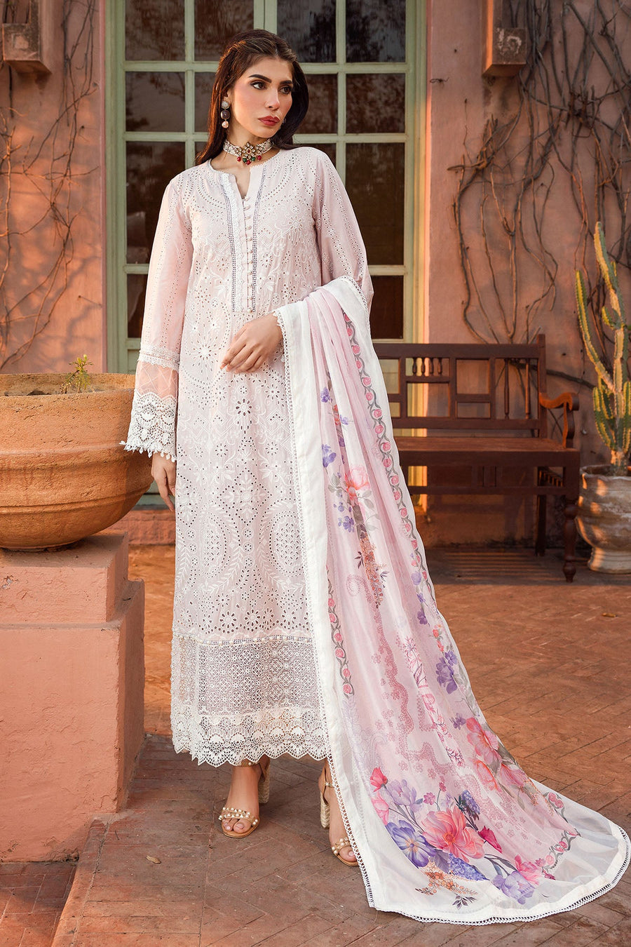 Motifz Premium Embroidered Lawn Unstitched 3Pc Suit 4431-AFREEN