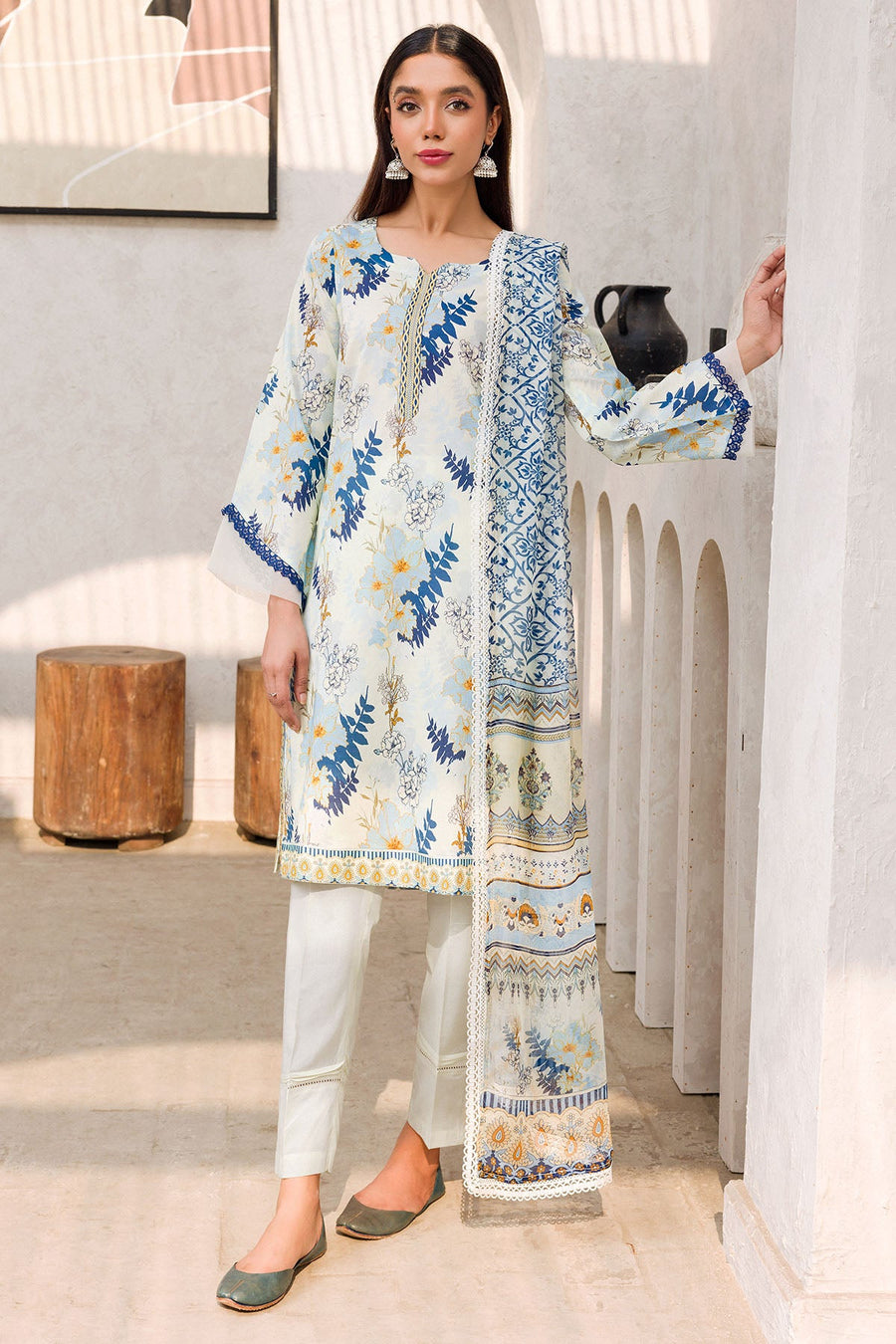 Rang by Motifz Digital Printed Lawn Unstitched 3Pc Suit 4603-ALARA