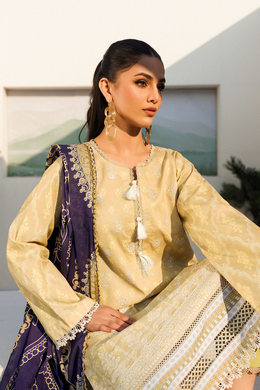 Umang by Motifz Embroidered Lawn Unstitched 3Pc Suit 4635-PASBAAN