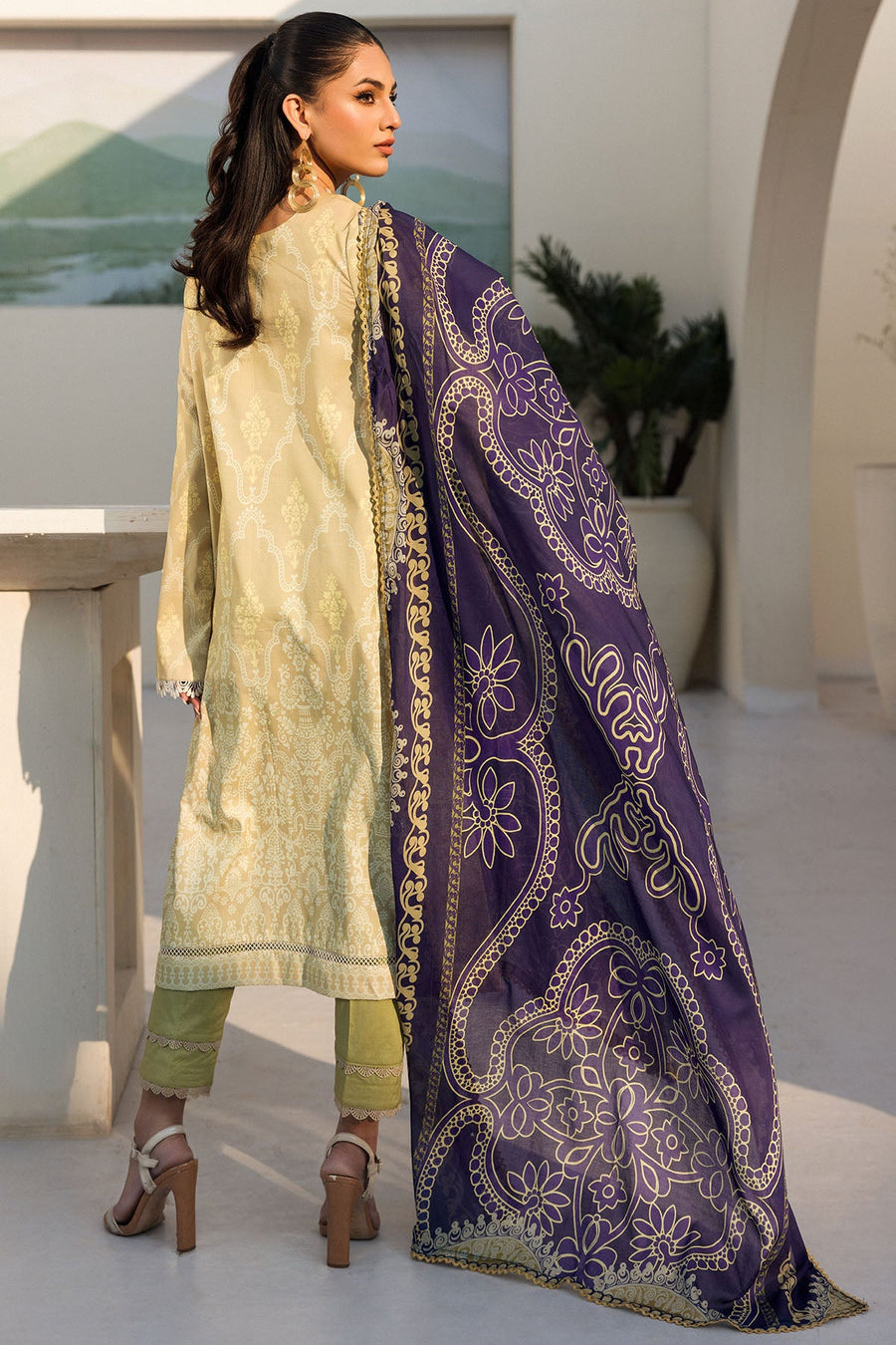 Umang by Motifz Embroidered Lawn Unstitched 3Pc Suit 4635-PASBAAN