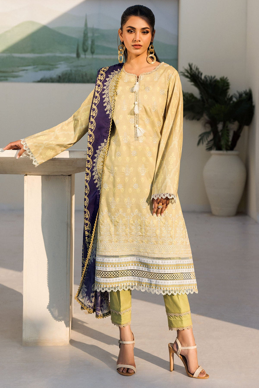 Umang by Motifz Embroidered Lawn Unstitched 3Pc Suit 4635-PASBAAN