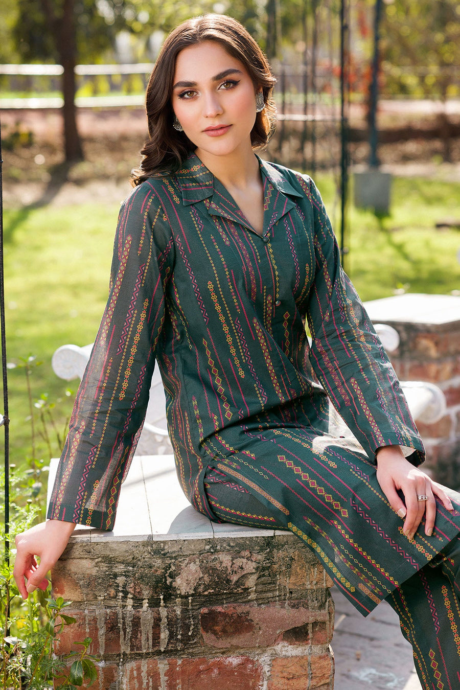 Rang by Motifz Digital Printed Lawn Unstitched 2Pc Suit 4685-HEIDI