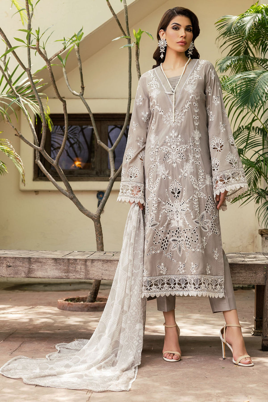 Motifz Premium Embroidered Lawn Unstitched 3Pc Suit 4707-ANAA