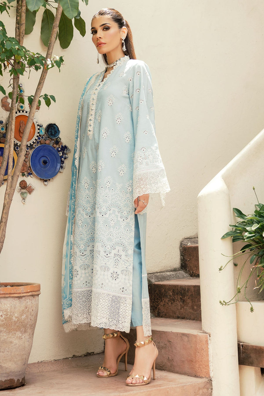Motifz Premium Embroidered Lawn Unstitched 3Pc Suit 4710-MIRA
