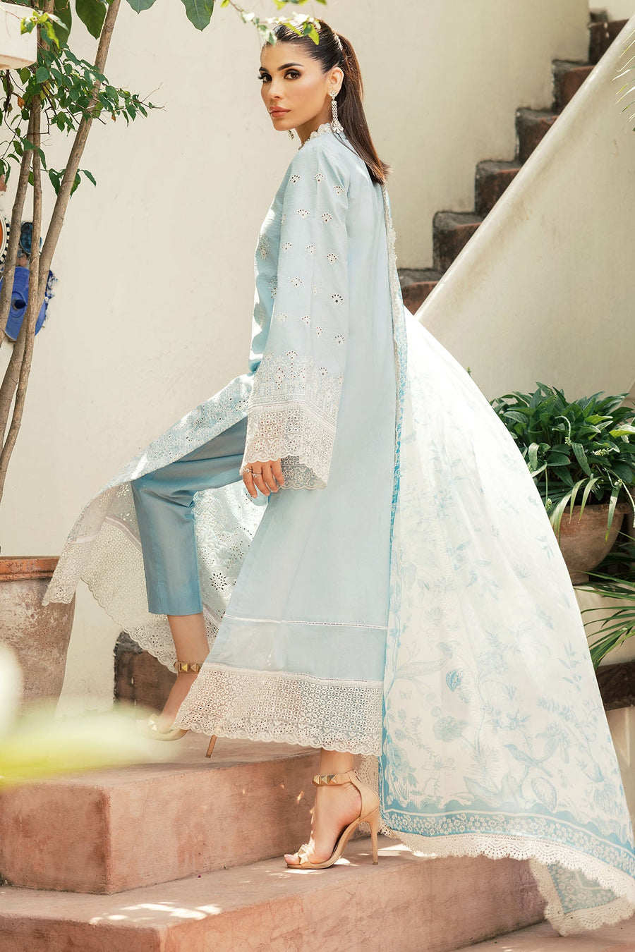 Motifz Premium Embroidered Lawn Unstitched 3Pc Suit 4710-MIRA