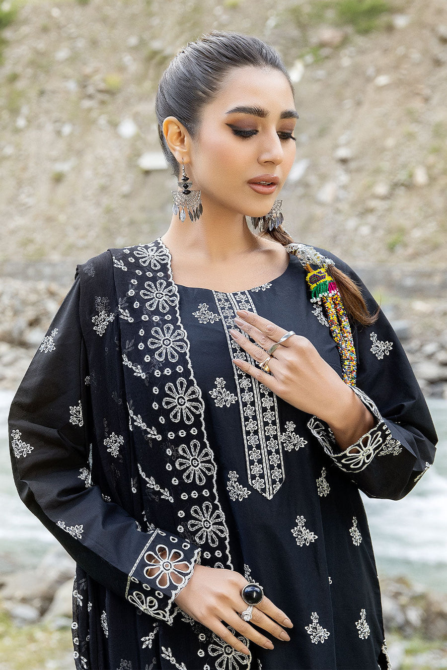 Safwa Clara Premium Embroidered Cotton Lawn Unstitched 3Pc Suit CAA-08