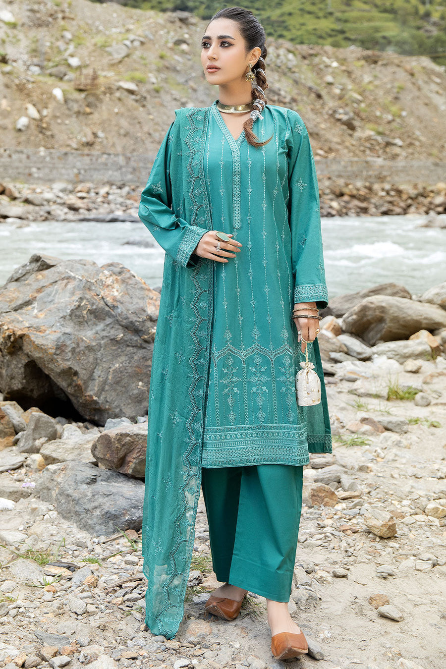 Safwa Clara Premium Embroidered Cotton Lawn Unstitched 3Pc Suit CAA-09