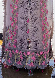 Alyaanah wearing this beautiful Embroidered Organza Front Panel Border shirt from ELAF 'HAI KUCH' Festive Lawn 2024 Collection.