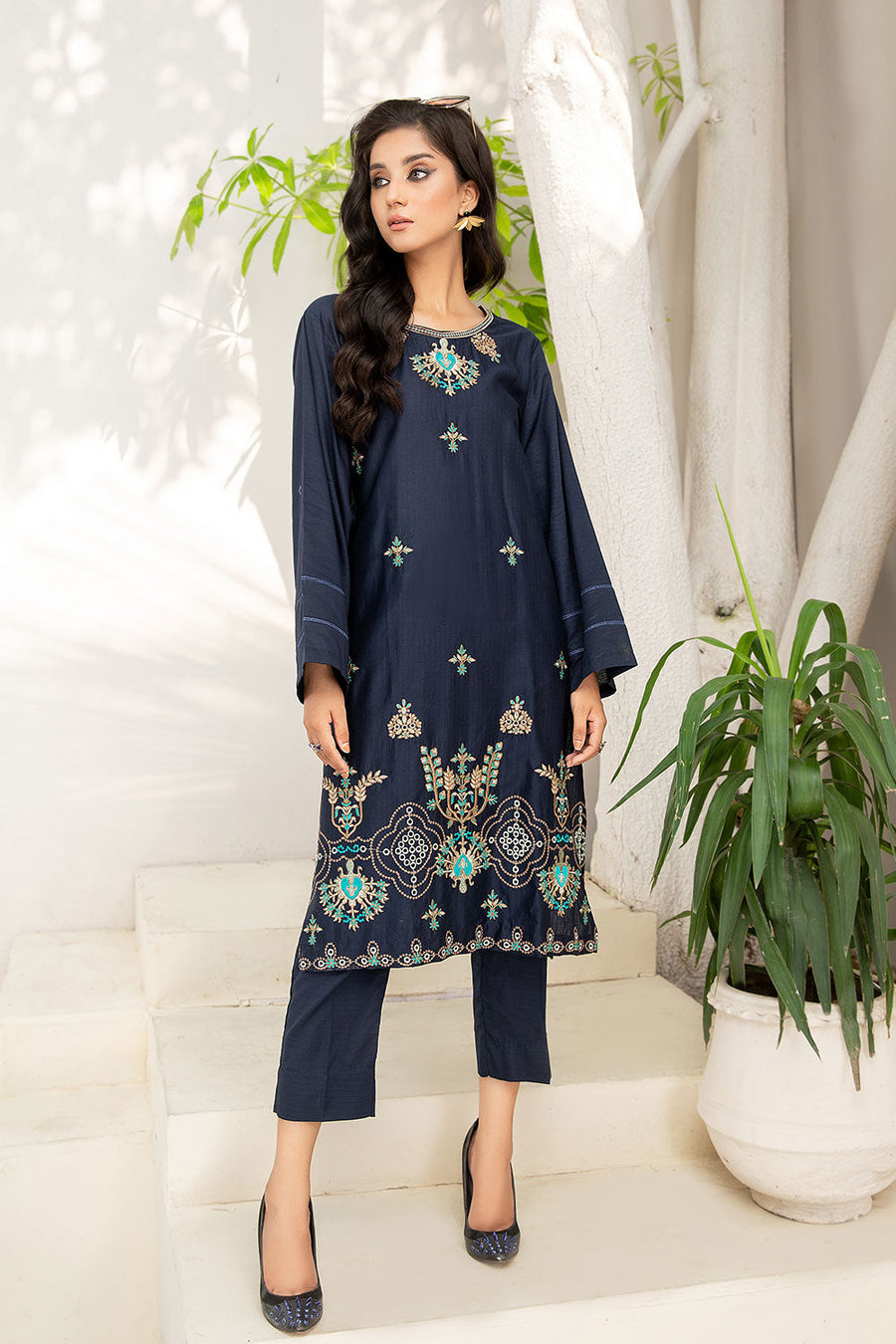 Safwa Embroidered Lawn Pret 2Pc Suit ( Shirt / Trouser ) 2P-EMB-145
