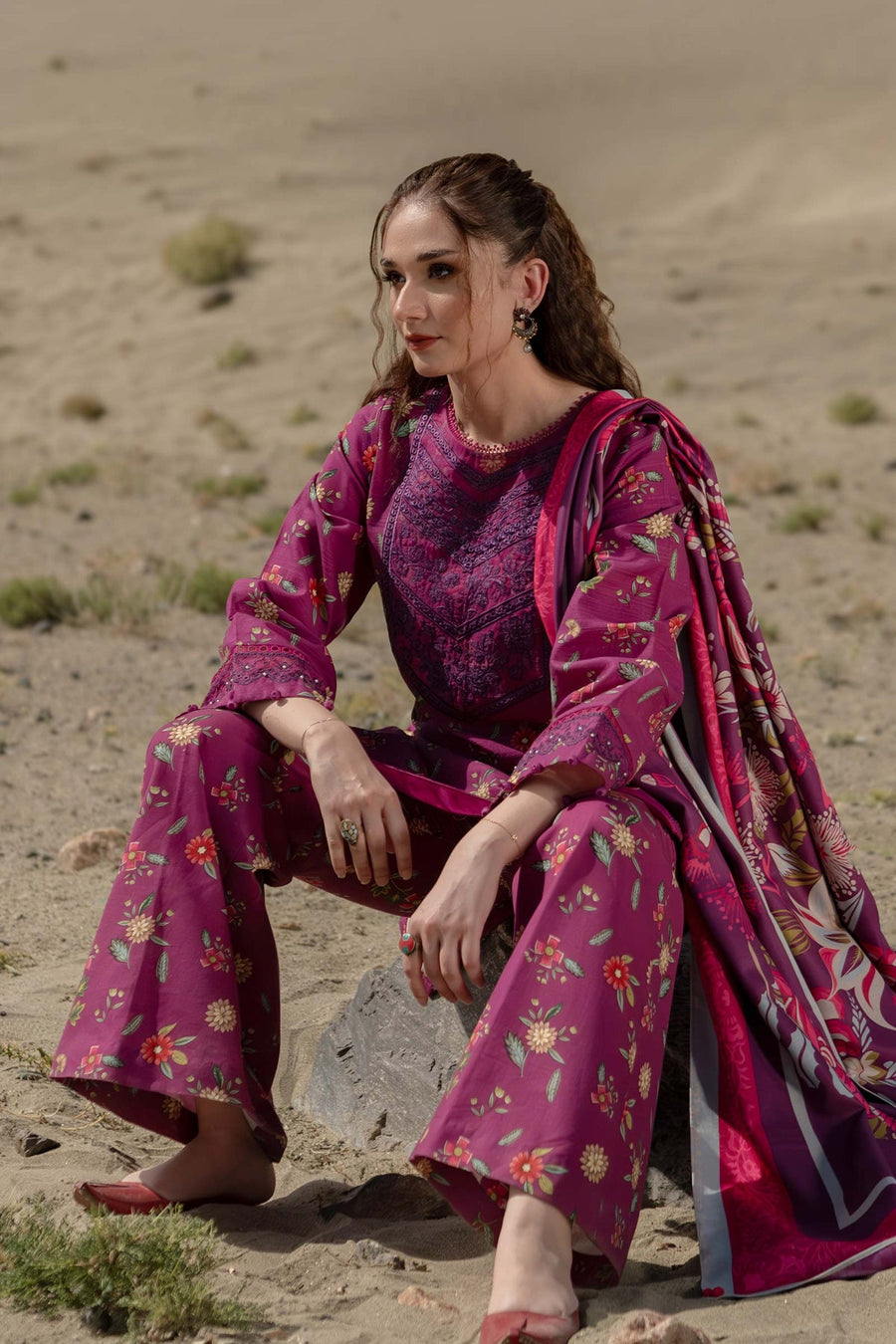 Maria.B M.Basics Printed Khaddar Unstitched 3Pc Suit D-05A
