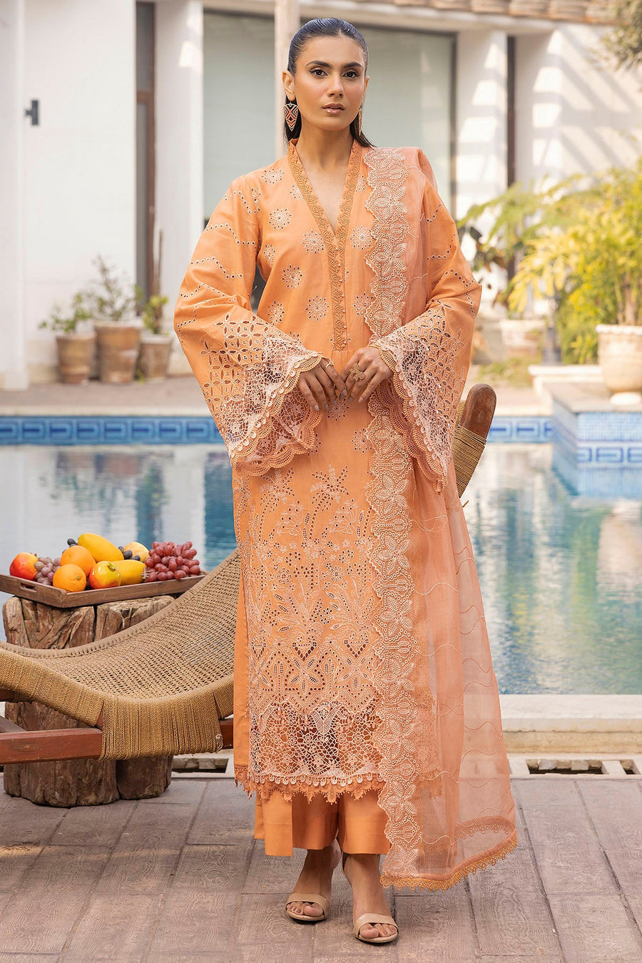 Motifz Premium Vol-02 Embroidered Lawn Unstitched 3Pc Suit 5315-CORINNE