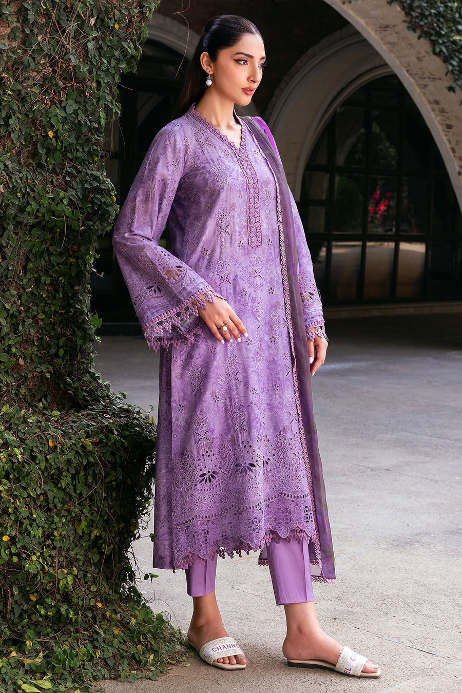 Motifz Amal Vol-02 Embroidered Lawn Unstitched 3Pc Suit 5361-ELISE