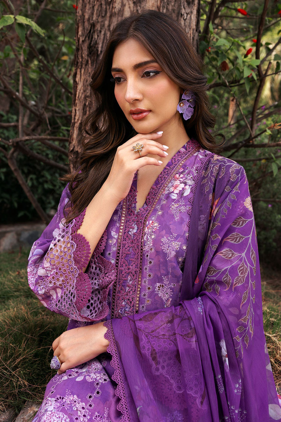 Motifz Amal Vol-02 Embroidered Lawn Unstitched 3Pc Suit 5367-STELLA