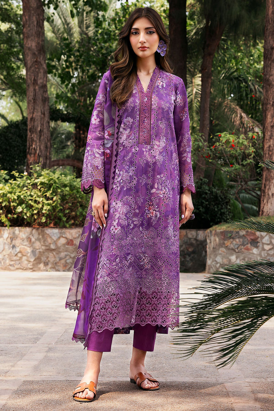 Motifz Amal Vol-02 Embroidered Lawn Unstitched 3Pc Suit 5367-STELLA