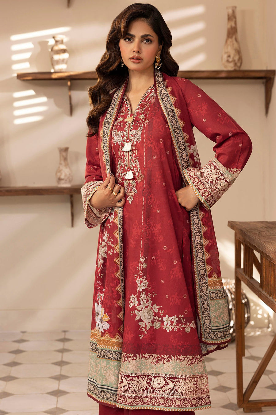 Motifz Umang Premium Embroidered Lawn Unstitched 3Pc Suit 5412-EMINE