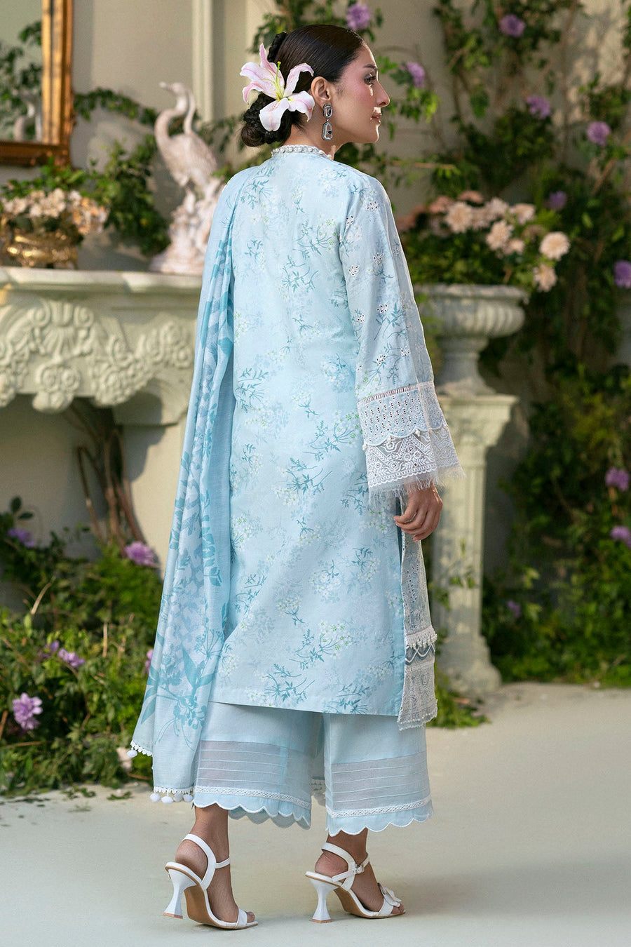 Motifz Amal Embroidered Lawn Unstitched 3Pc Suit 5425-LAVENDER