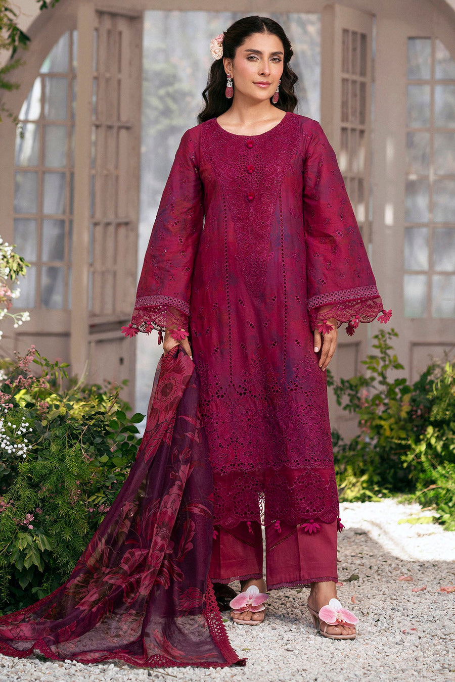 Motifz Amal Embroidered Lawn Unstitched 3Pc Suit 5426-VALERIE