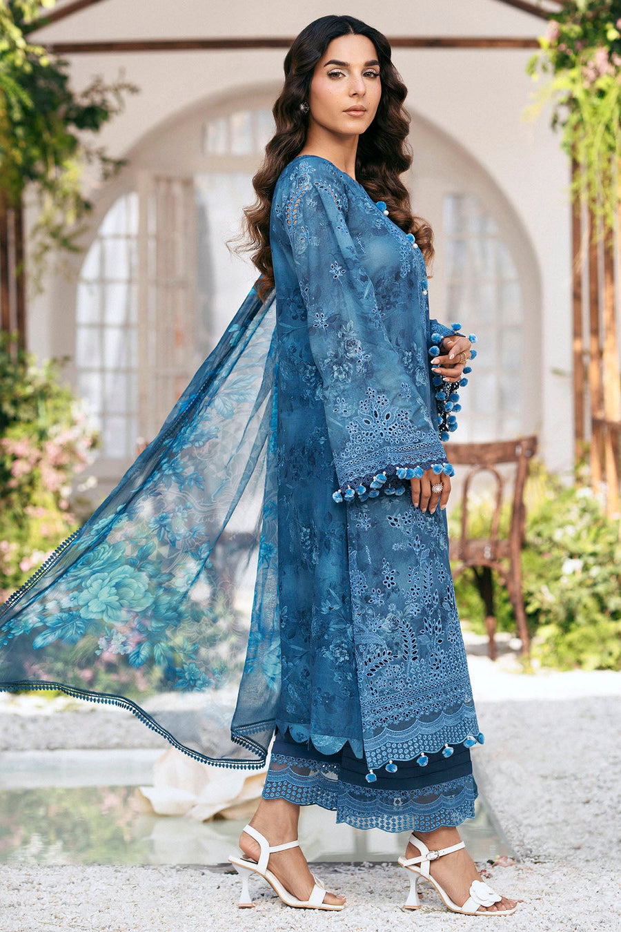 Motifz Amal Embroidered Lawn Unstitched 3Pc Suit 5434-LILLY