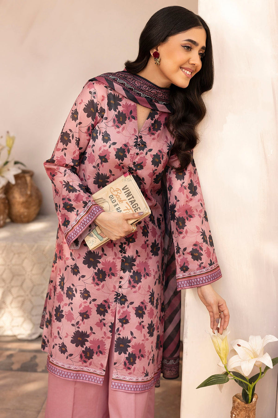 Motifz Rang Vol-03 Printed Lawn Unstitched 3Pc Suit 5507-AYLIN