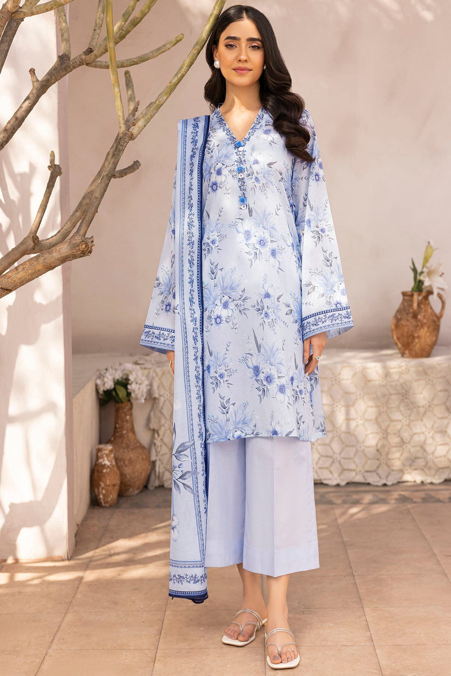 Motifz Rang Vol-03 Printed Lawn Unstitched 3Pc Suit 5513-NIHAN