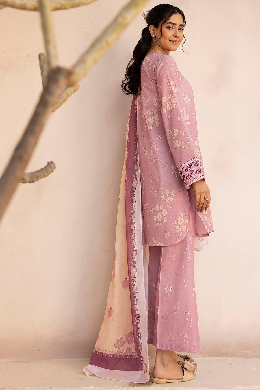 Motifz Rang Vol-04 Printed Lawn Unstitched 3Pc Suit 5517-PRICSILLA
