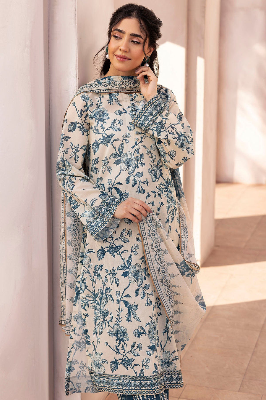Motifz Rang Vol-04 Printed Lawn Unstitched 3Pc Suit 5518-GEMMA
