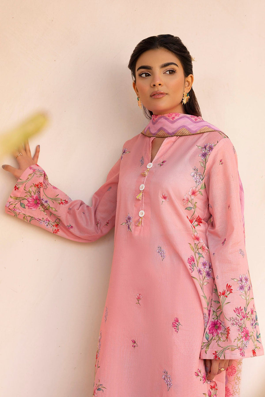 Motifz Rang Vol-04 Printed Lawn Unstitched 3Pc Suit 5519-CARLA
