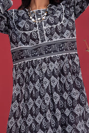 Safwa Printed Lawn Pret 2Pc Suit (Shirt/Trouser) P000430