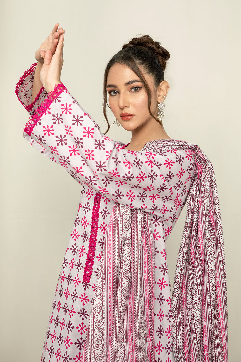 doria lawn dress design Safwa: Pakistani Brand for Unstitched & Ready to Wear