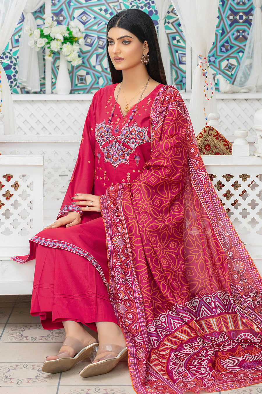 Safwa Embroidered Lawn Pret 3Pc Suit 3P-EMB-112