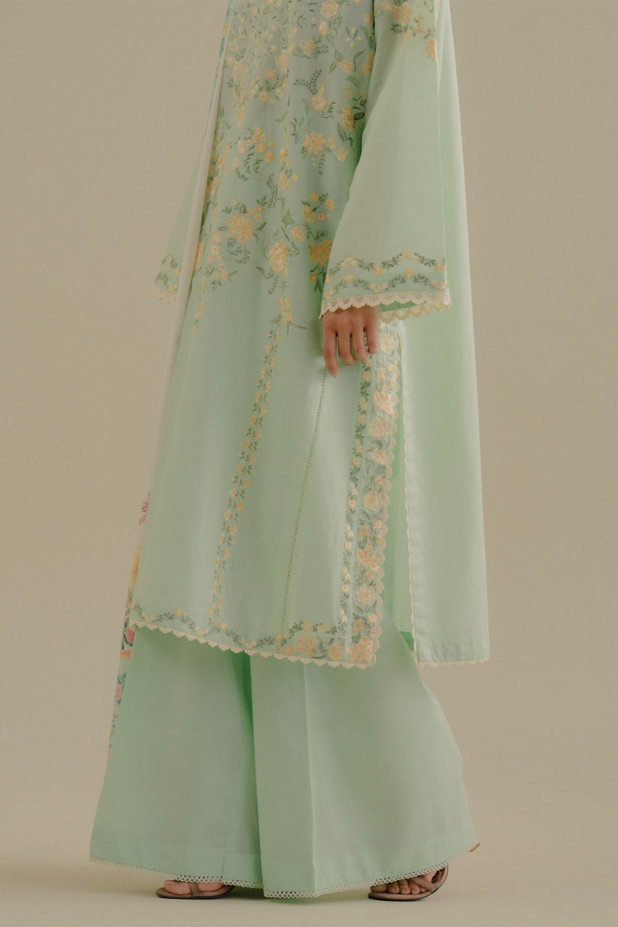 Coco by Zara Shahjahan Embroidered Lawn Unstitched 3Pc Suit 07A-VELIN