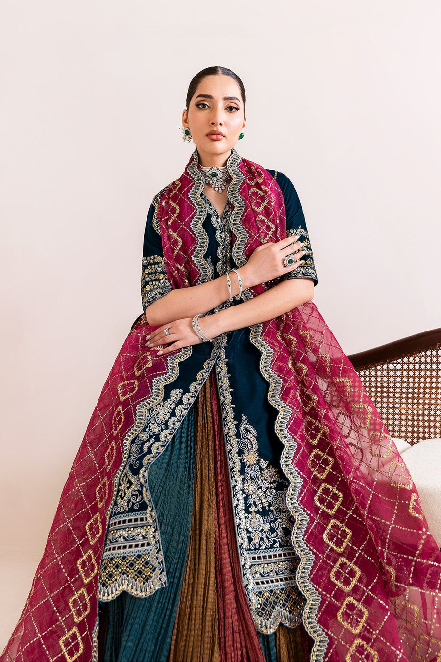 Alizeh Fashion Makhmal Embroidered Velvet Unstitched 3Pc Suit AF-VLT-2222-Mehroob