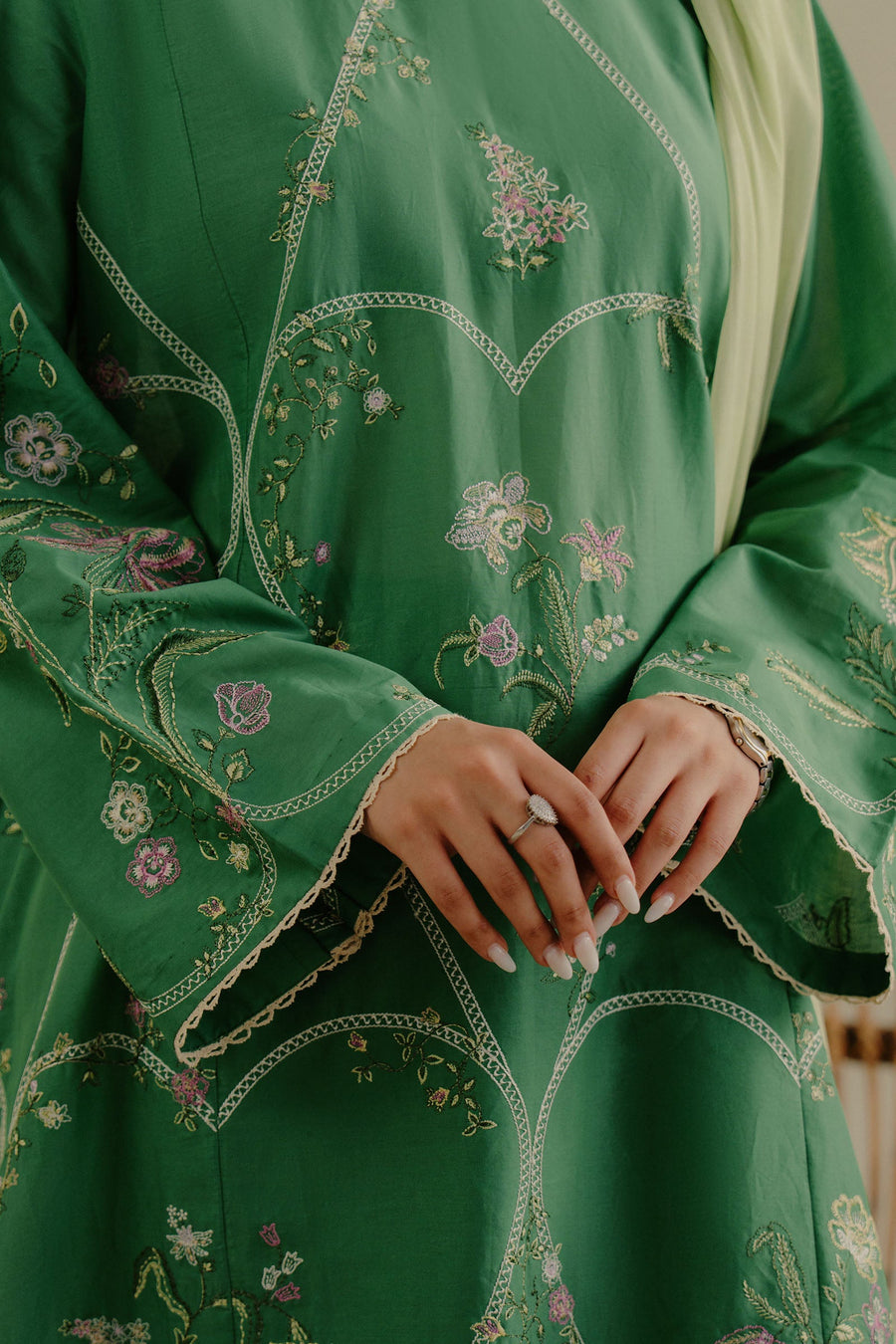 Coco by Zara Shahjahan Embroidered Lawn Unstitched 3Pc Suit 08B-TARA