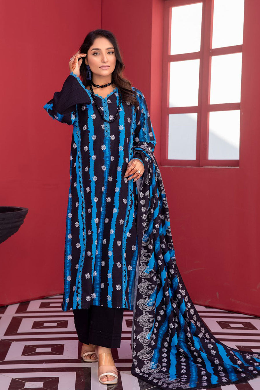 SGL-12 - SAFWA GLORIA KHADDAR 3 PIECE COLLECTION