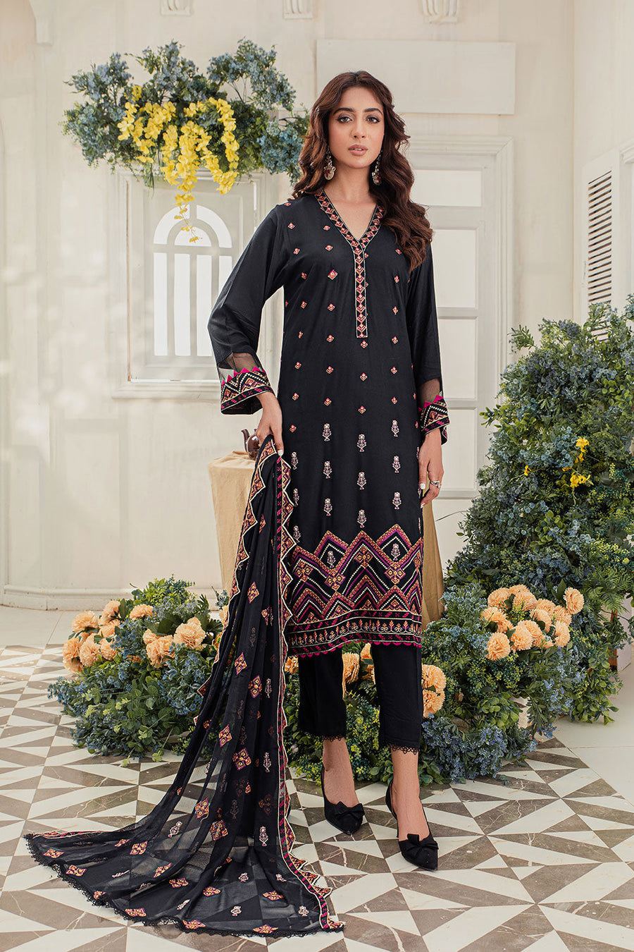 GVS-09 - SAFWA GLAM EMBROIDERED 3-PIECE COLLECTION VOL 01