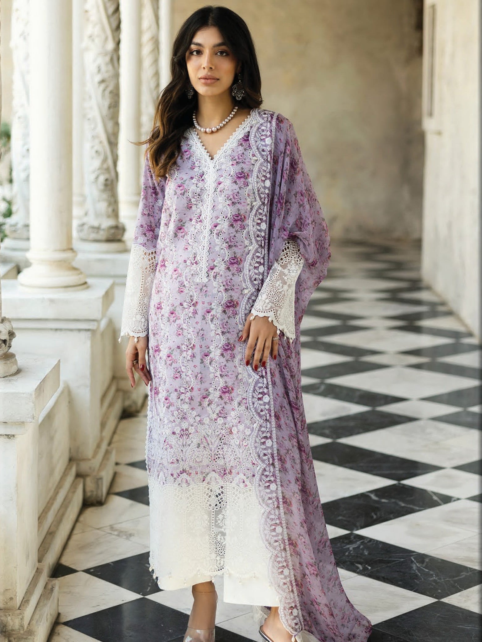 Zainab Chottani Embroidered Chikankari Lawn Unstitched 3Pc Suit D-09B Zainab Chottani Embroidered Chikankari Lawn Unstitched 3Pc Suit D-09B