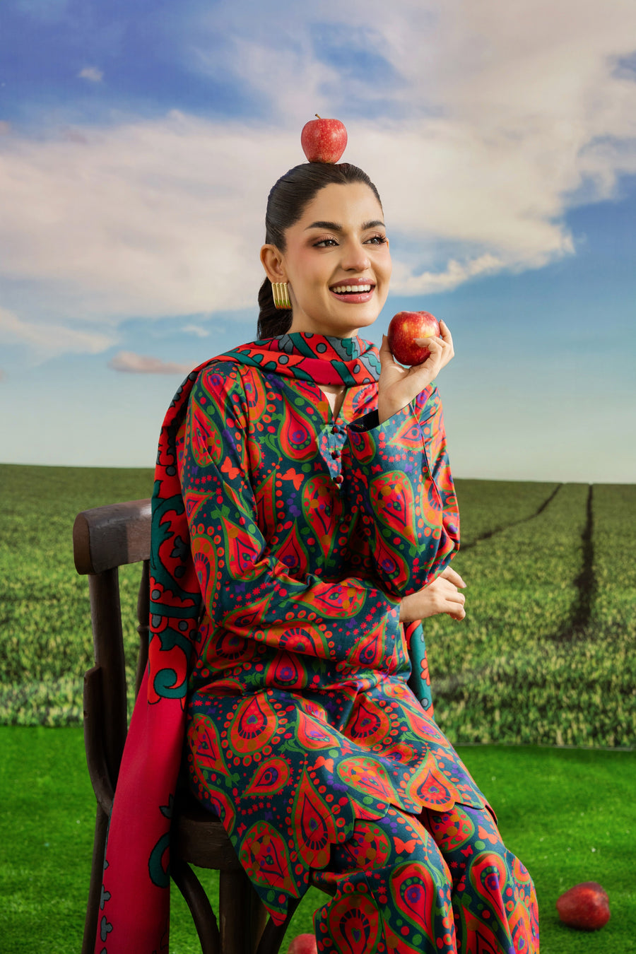 Feathers Dosti Digital Printed Khaddar Unstitched 3Pc Suit ADELN-FT571