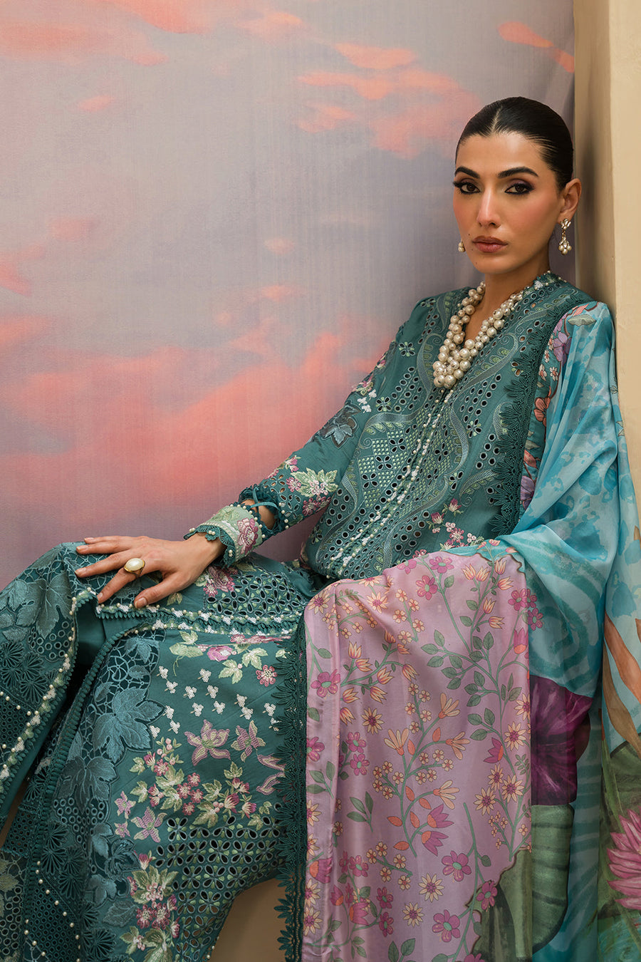 Afrozeh The Painted Garden Unstitched Lawn 3Pc Suit AEF-24-V1-01