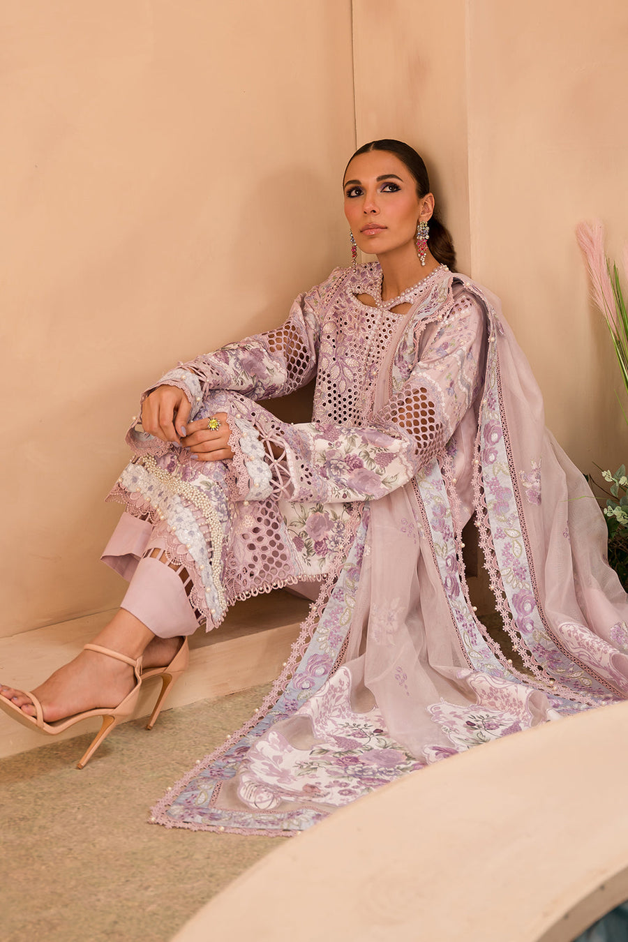 Afrozeh The Painted Garden Unstitched Lawn 3Pc Suit AEF-24-V1-09