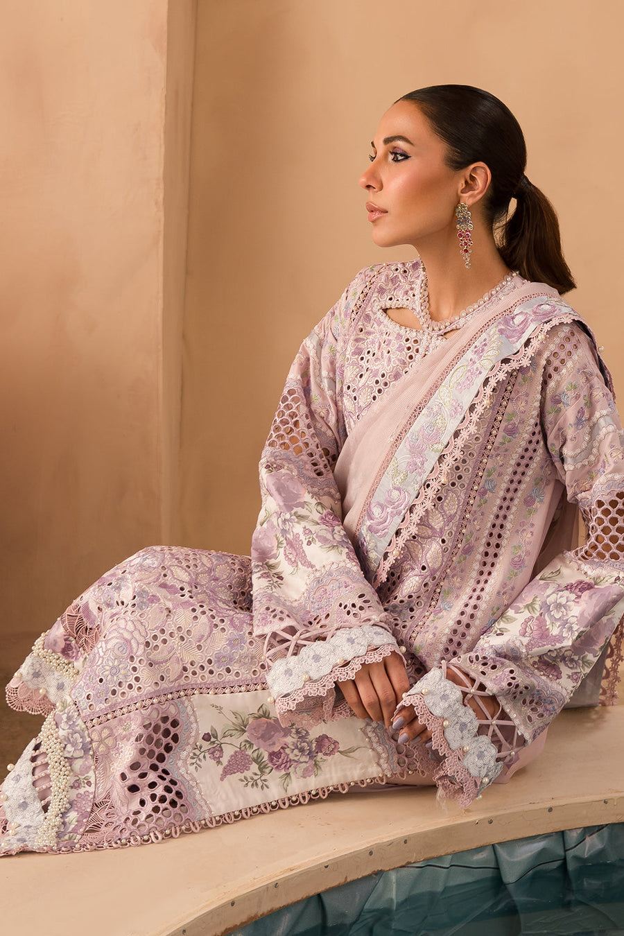 Afrozeh The Painted Garden Unstitched Lawn 3Pc Suit AEF-24-V1-09