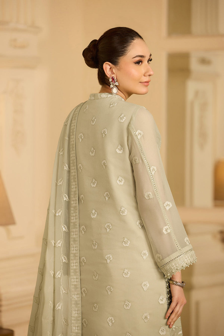 Alizeh Formals Embroidered Chiffon Unstitched 3Pc Suit AF-CH-2250-Spade